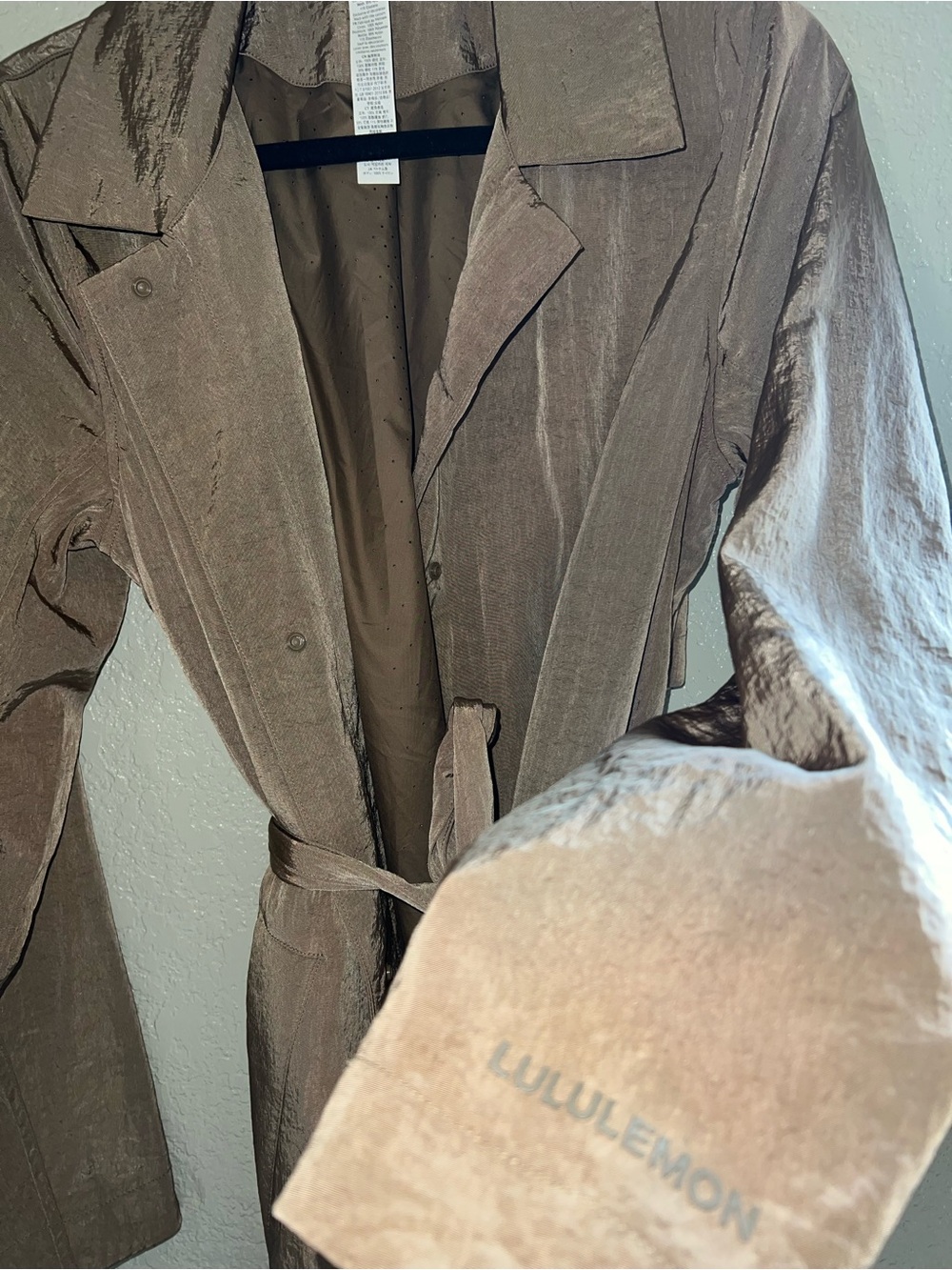 lululemon athletica Women's Lightweight Trench Coat